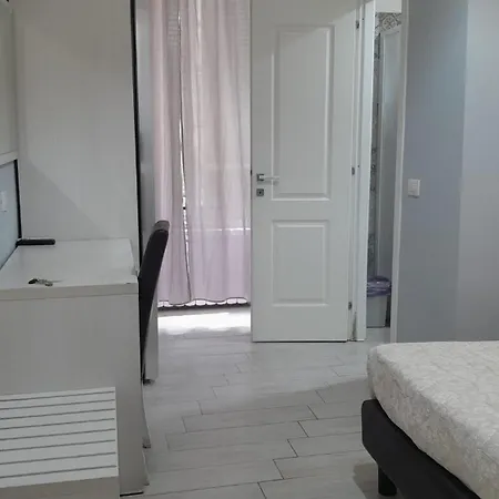 Katy Guest house Rome
